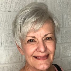 Meet your Posher, Pam